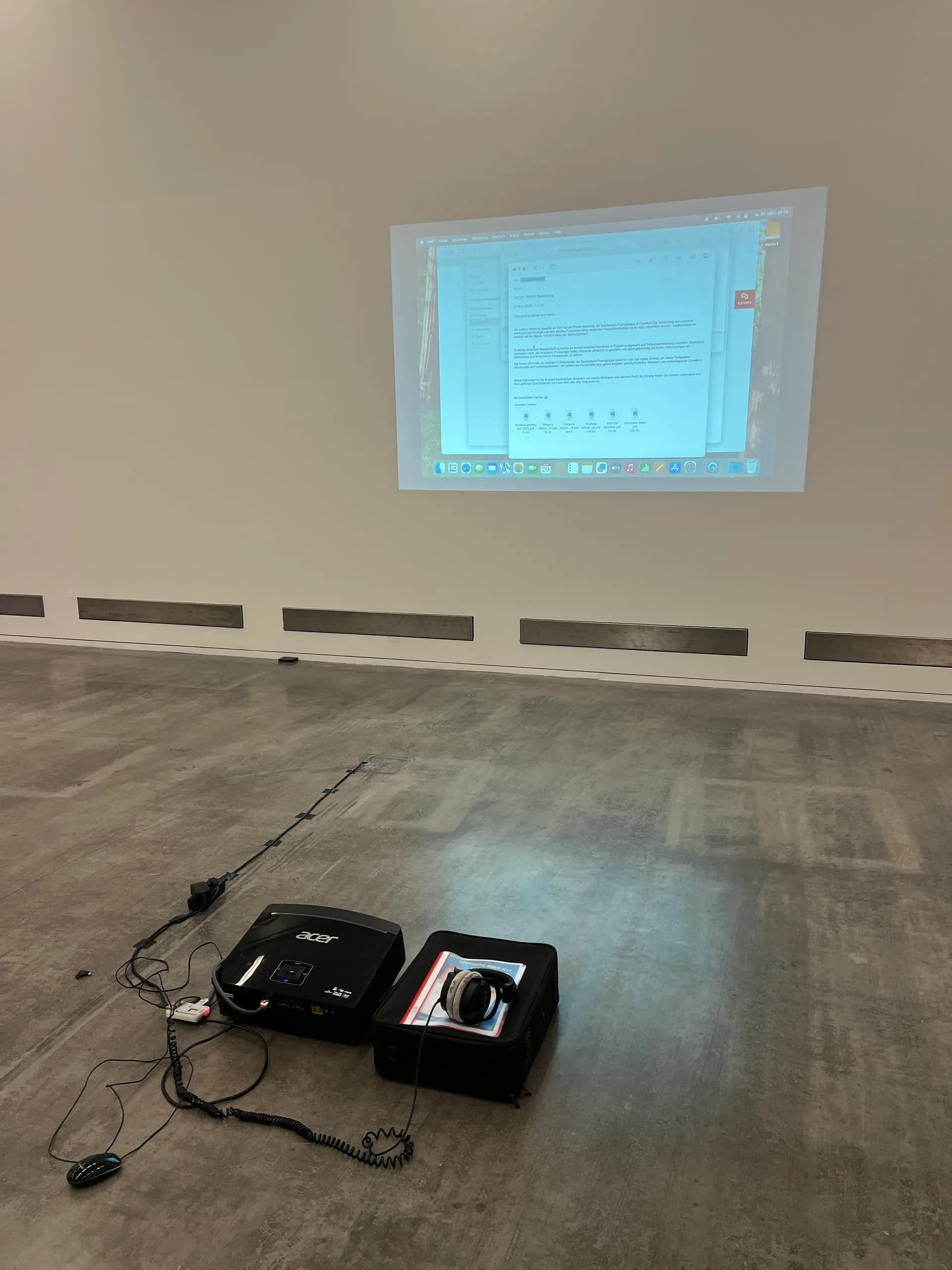low effort application exhibition situation